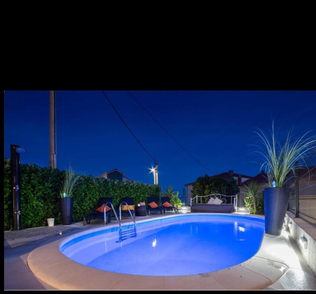Apartments Villa 9 Подстрана Екстер'єр фото