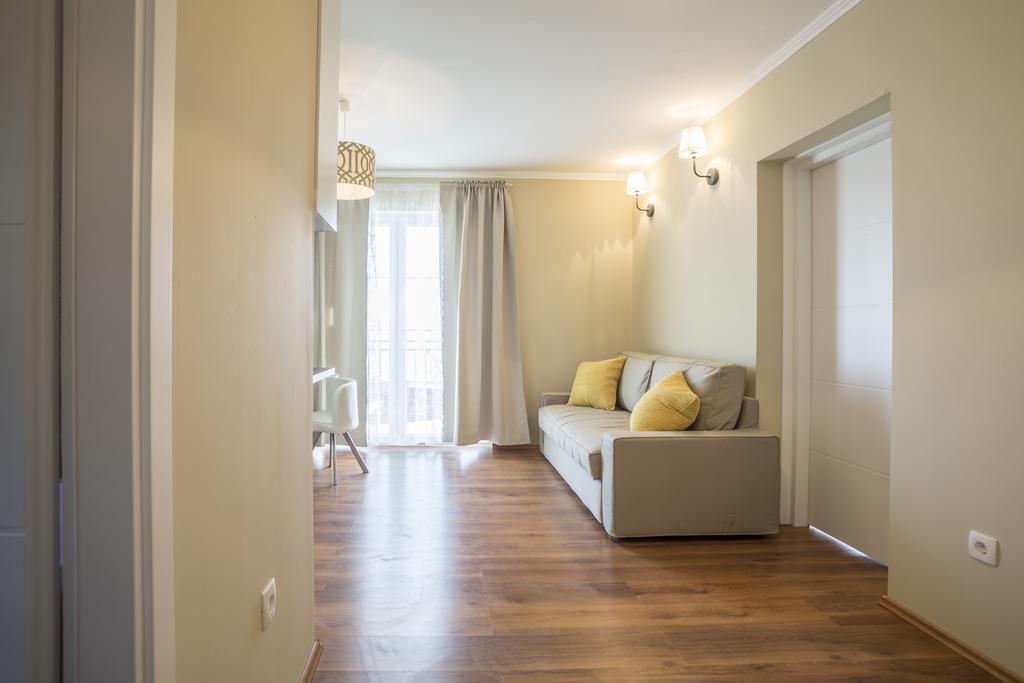 Apartments Villa 9 Подстрана Екстер'єр фото